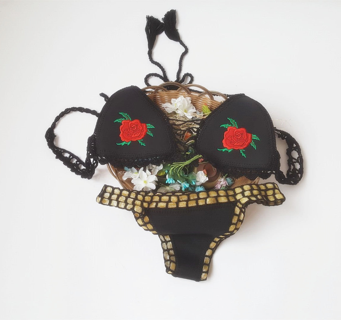 Crochet Embroidery Rose High Elastic Embroidered Bikini Set